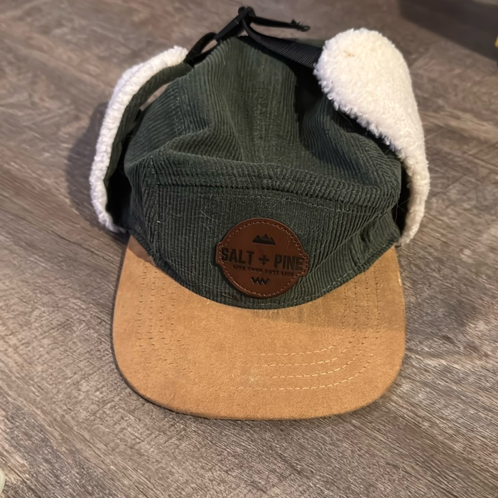 Salt + Pine hat